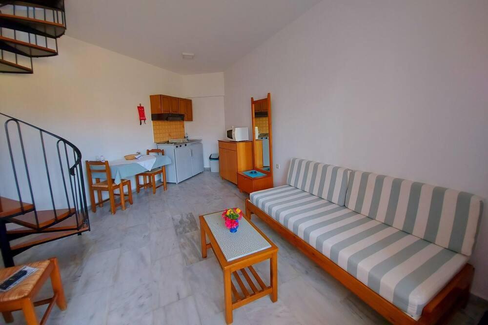 Menelaos Apartments Daratsos Exteriör bild