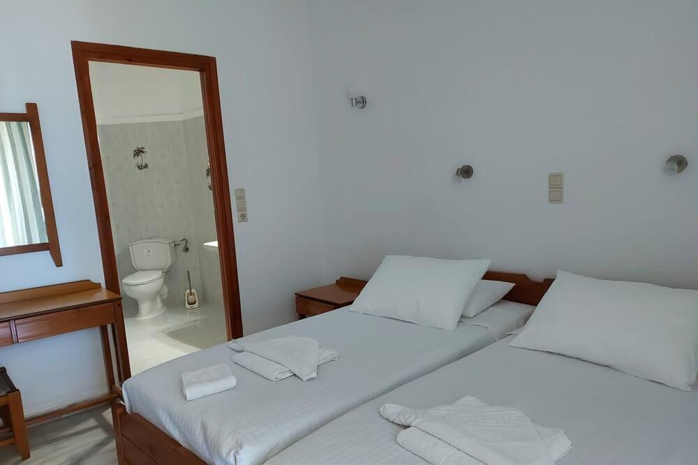 Menelaos Apartments Daratsos Exteriör bild
